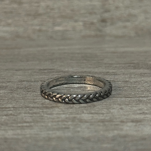 Assorted Silver Rings (Assorted Sizes) - Picture 3 of 6